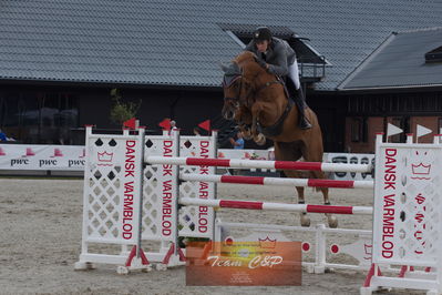 dm2019
u18
Nøgleord: theodor wildfang just linde;salto des nauves h d c