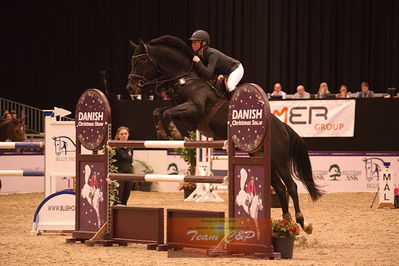 Showjumping
sci 140cm
Nøgleord: nadia  siesbye suhr;kløvergårds dirty dancer