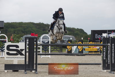 dm 2019
csi2 145cm int.
Nøgleord: henry delfs;d consuela