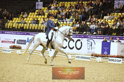 dressage
grandprix kür
Nøgleord: hans peter  minderhoud;glock's zansrdi