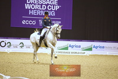 dressage
grandprix kür
Nøgleord: hans peter  minderhoud;glock's zansrdi