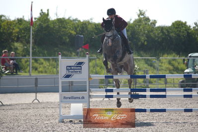 Dansk Rideforbunds Championats kvalifikation 5 års på vilhelmsborg
Nøgleord: lone marie oeglen;jadeblue citty c