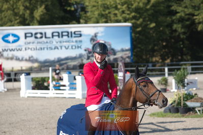 Dansk Rideforbunds Championats kvalifikation 5 års på vilhelmsborg
Nøgleord: kasper h  hansen;katrinelunds satisfaction