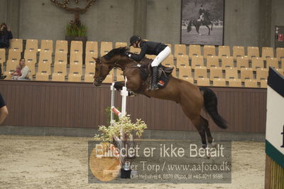 Dansk Rideforbunds Championats finaler 2018
Dansk Rideforbunds Championats finaler 2018 spring 5års
Nøgleord: caracho;laura baaring kjærsgaard