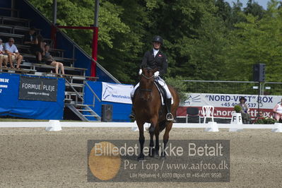 Dm - Uwm iagttagelse - Paradressur
Dm paradressur
Nøgleord: tine rise thomsen;landiano