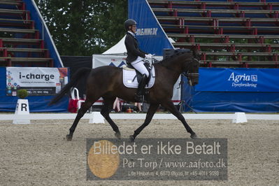 Dm - Uwm iagttagelse - Paradressur
Dm paradressur
Nøgleord: hanne christensen;titania's larus af weservig