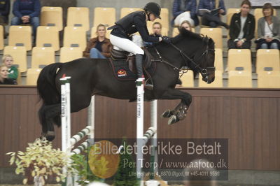 Dansk Rideforbunds Championats finaler 2018 - spring
Dansk Rideforbunds Championats finaler 2018 4års
Nøgleord: django reimers;laura baaring kjærsgaard