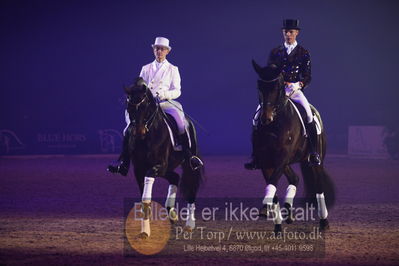 Dansk varmblod hingstekåring.
galashow
Nøgleord: daniel bachmann andersen;alan grøn;bh farrel;bh zee me blue