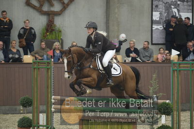 Dansk Rideforbunds Championats finaler 2018 - spring
Dansk Rideforbunds Championats finaler 2018 4års
Nøgleord: fjordvangs la santa;alberte bidstrup