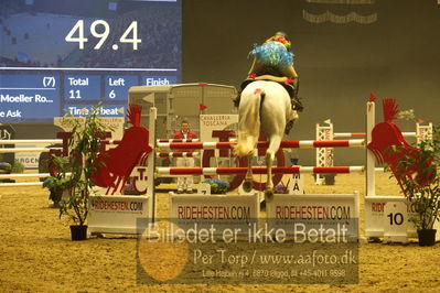 Dansk varmblod hingstekåring.
galashow
Nøgleord: christel worre-jensen;caballero 80