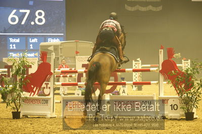 Dansk varmblod hingstekåring.
galashow
Nøgleord: robin grauff jacobsen;hattrick