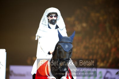 Dansk varmblod hingstekåring.
galashow
Nøgleord: christian jansen;madea;lap of honour