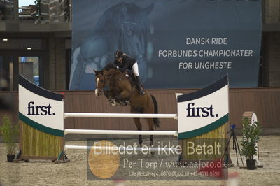 Dansk Rideforbunds Championats finaler 2018 spring
Dansk Rideforbunds Championats finaler 2018
5 års
Nøgleord: caracho;laura baaring kjærsgaard