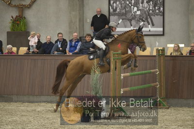Dansk Rideforbunds Championats finaler 2018 spring
Dansk Rideforbunds Championats finaler 2018
5 års
Nøgleord: happy thouhts;georgia timmermann
