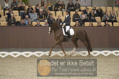 Dansk Rideforbunds Championats finaler 2018 dressur
Dansk Rideforbunds Championats finaler 2018
5 års præmie - 6års klassen
Nøgleord: ryvangs damon dione;julie dyrgaard