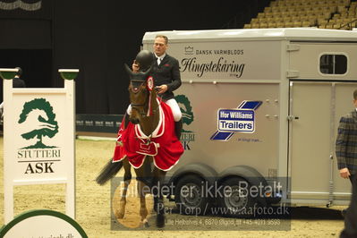 Dansk varmblod hingstekåring.
STUTTERI ASK Grand Prix 150 cm CSI3
Nøgleord: robert vos;lap of honour