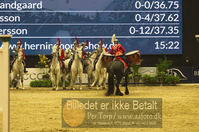 Dansk varmblod hingstekåring.
STUTTERI ASK Grand Prix 150 cm CSI3
Nøgleord: robert vos;lap of honour