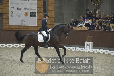 Dansk Rideforbunds Championats finaler 2018 dressur
Dansk Rideforbunds Championats finaler 2018
5 års præmie - 6års klassen
Nøgleord: manuel springhetti;adoro 8