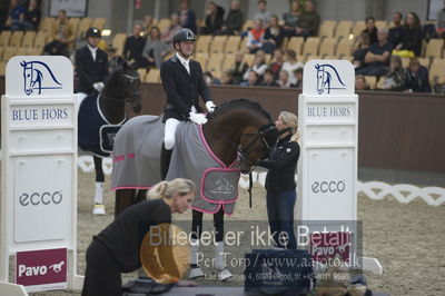 Dansk Rideforbunds Championats finaler 2018 dressur
Dansk Rideforbunds Championats finaler 2018
5 års præmie - 6års klassen
Nøgleord: jan møller Christensen;hesselhøj donkey boy;lap of honour