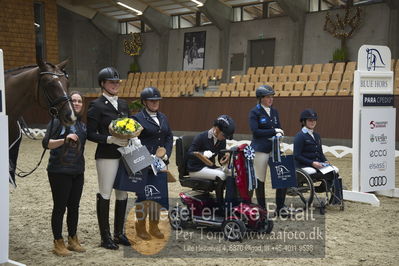 Blue Hors Para Dressur 2018
Billeder fra stævnet
Nøgleord: priceceremoni