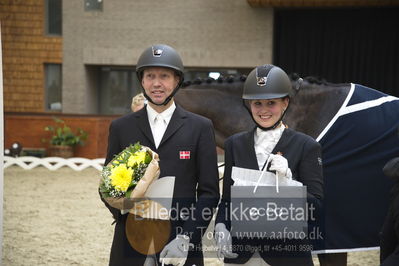 Blue Hors Para Dressur 2018
Billeder fra stævnet
Nøgleord: priceceremoni