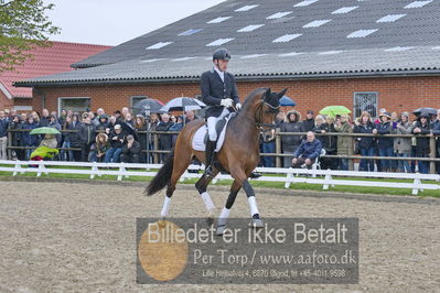 benthus 2018
Billeder fra åbenthus 2018
Nøgleord: Katrinelund;hesselhøj donkey boy;jan møller Christensen