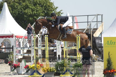 Drf Csi a130cm
Showjumping
Nøgleord: trine lindberg;farquaad ask