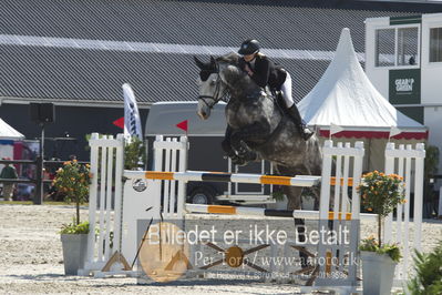 Drf Csi a130cm
Showjumping
Nøgleord: lærke maria Nørgaard;unicorns love metender