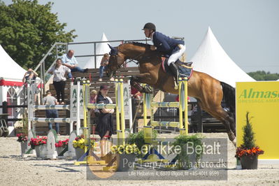 Drf Csi a130cm
Showjumping
Nøgleord: daniel cassoe jacobsen;alicantes bosko