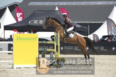 Drf Csi a130cm
Showjumping
Nøgleord: annika knudsen lorentsen;daylight k