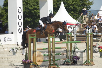 ridehesten csio3 140cm
Showjumping
Nøgleord: emma tallberg;arven