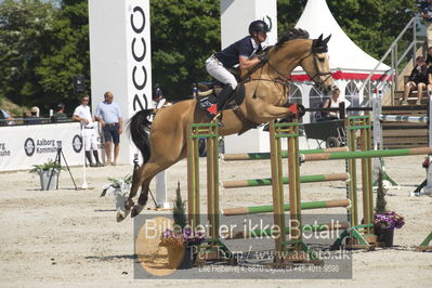 ridehesten csio3 140cm
Showjumping
Nøgleord: jens wickström;carino btb