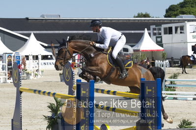 ridehesten csio3 140cm
Showjumping
Nøgleord: christian petersen;diana m z