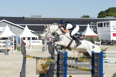 ridehesten csio3 140cm
Showjumping
Nøgleord: rikke hasstrup kristensen;casira