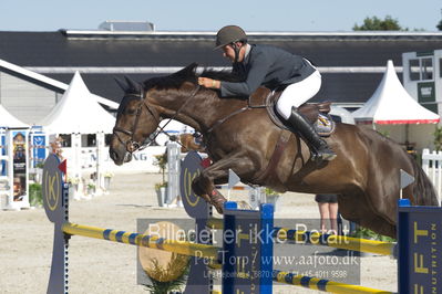 ridehesten csio3 140cm
Showjumping
Nøgleord: patrick lemmen;dadullah