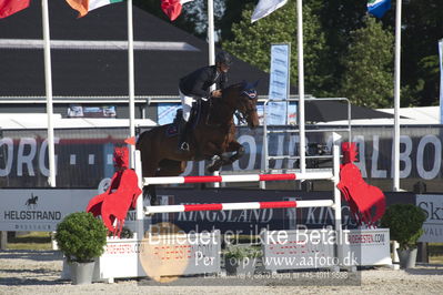 ridehesten csio3 140cm
Showjumping
Nøgleord: andrea calabro;toyia d'osthuy