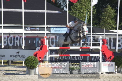 ridehesten csio3 140cm
Showjumping
Nøgleord: kristian skovrider;lykkeshøjs cassander