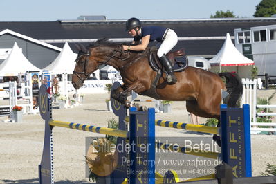 ridehesten csio3 140cm
Showjumping
Nøgleord: emma broända;secret hope