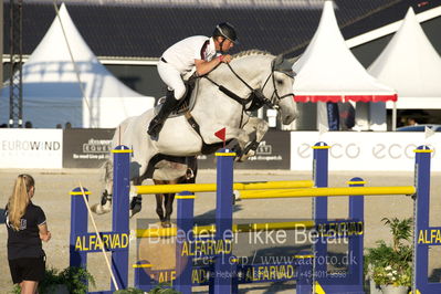 csio 3 big tour 145cm
Showjumping
Nøgleord: carsten titsch;oreal des etains z