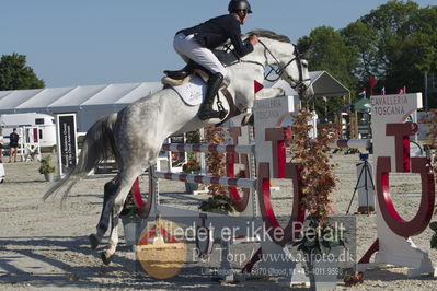 Csi1 two phases 135cm
Showjumping
Nøgleord: bart van der maat;cassirana del rilate