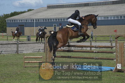 Drf-championater kvalifikation spring
5års springheste
Nøgleord: charlotte schreiber;carisma