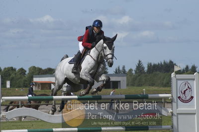 Drf-championater kvalifikation spring
6års springheste
Nøgleord: rikke haarstup kristensen;nomanee