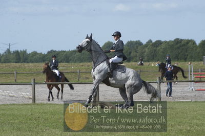 Drf-championater kvalifikation spring
6års springheste
Nøgleord: martin mose knudsen;clear cash