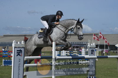 Drf-championater kvalifikation spring
6års springheste
Nøgleord: martin mose knudsen;clear cash