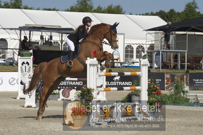 Csi1 two phases 135cm
Showjumping
Nøgleord: nadia  siesbye suhr;django