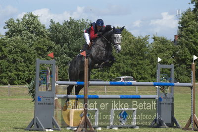 Drf-championater kvalifikation spring
6års springheste
Nøgleord: rikke haarstup kristensen;cavalino