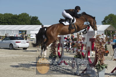 Csi1 two phases 135cm
Showjumping
Nøgleord: karen  møller rohde;valerie ask