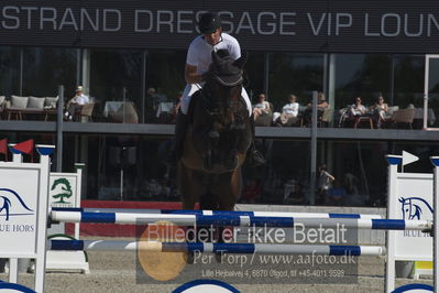 Csi1 two phases 135cm
Showjumping
Nøgleord: jamie cornall;count codex