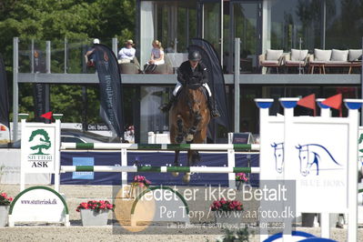 Csi1 two phases 135cm
Showjumping
Nøgleord: mia hovgaard jessen;sikita