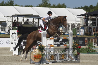 Csi1 two phases 135cm
Showjumping
Nøgleord: pernille tribler;lenox w